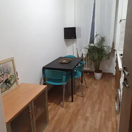 Apartment Bilocale Milan