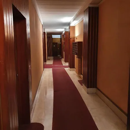 Apartment Bilocale Milan